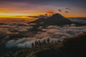 the amazing sunrise trekking 1